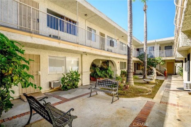 521 E Lomita Avenue 207, Glendale, CA 91205