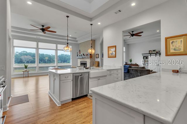 24 Tabby Rd, Hilton Head Island, SC 29928