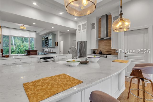 24 Tabby Rd, Hilton Head Island, SC 29928