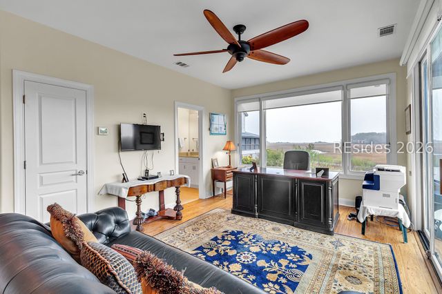 24 Tabby Rd, Hilton Head Island, SC 29928