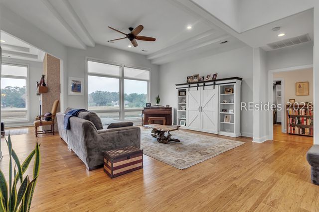 24 Tabby Rd, Hilton Head Island, SC 29928