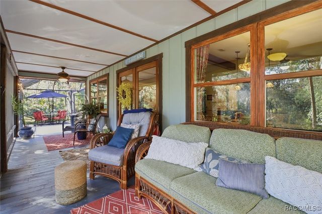 398 S Winterset Avenue, Crystal River, FL 34429