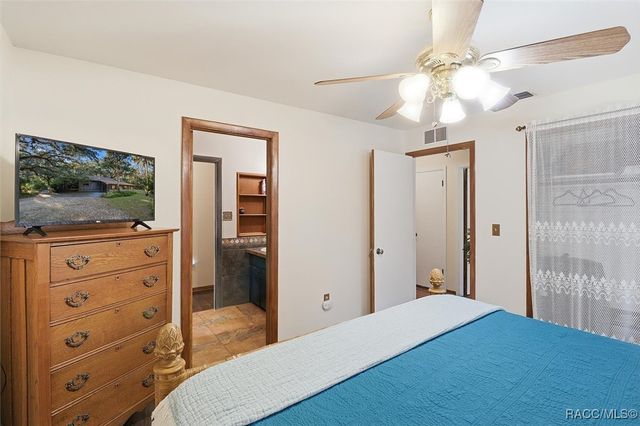 398 S Winterset Avenue, Crystal River, FL 34429