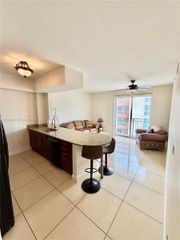 7290 SW 90th Street 606, Miami, FL 33156