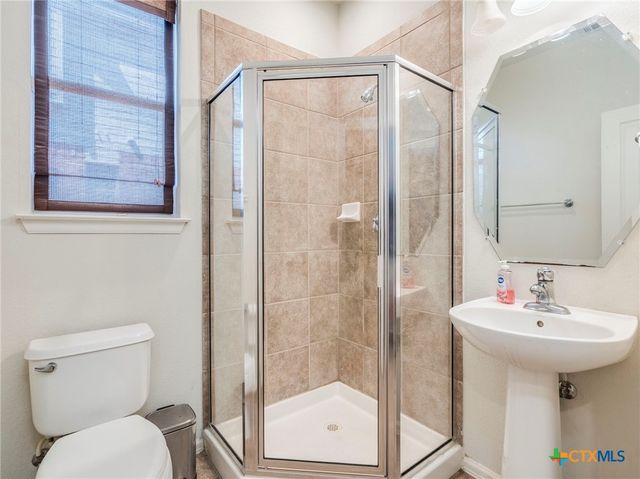 125 Sweet Gum, Kyle, TX 78640