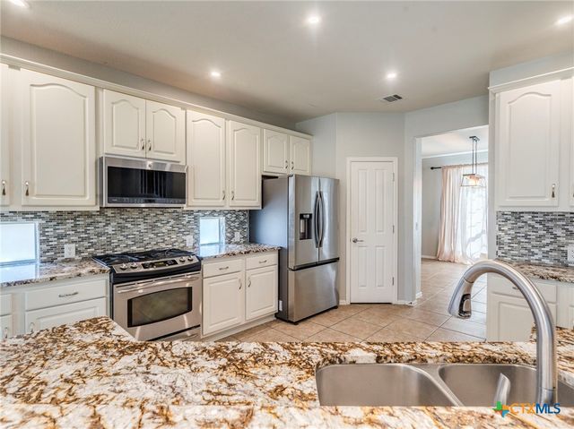 125 Sweet Gum, Kyle, TX 78640