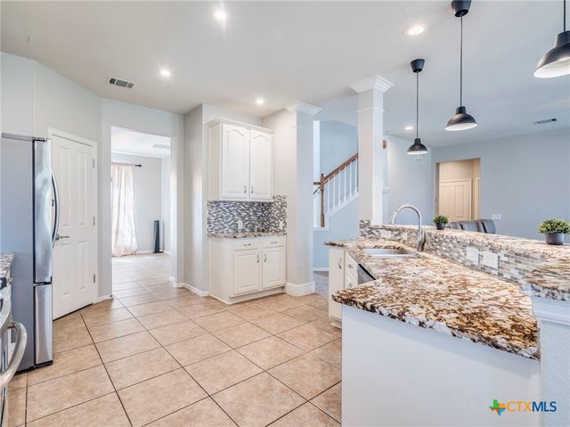 125 Sweet Gum, Kyle, TX 78640