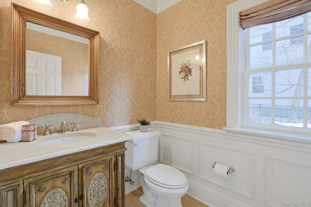 24 Fairview Road, Scarsdale, NY 10583