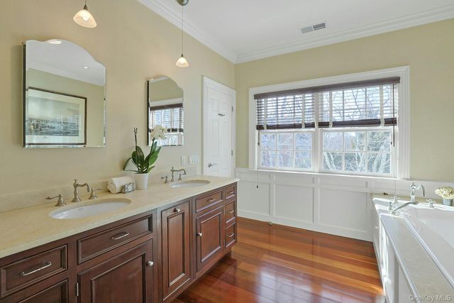 24 Fairview Road, Scarsdale, NY 10583