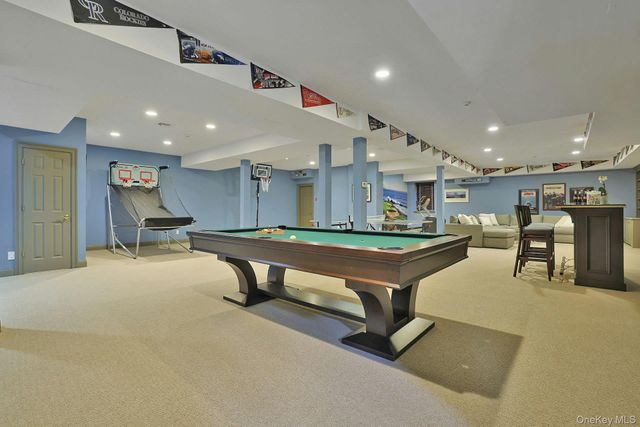 24 Fairview Road, Scarsdale, NY 10583