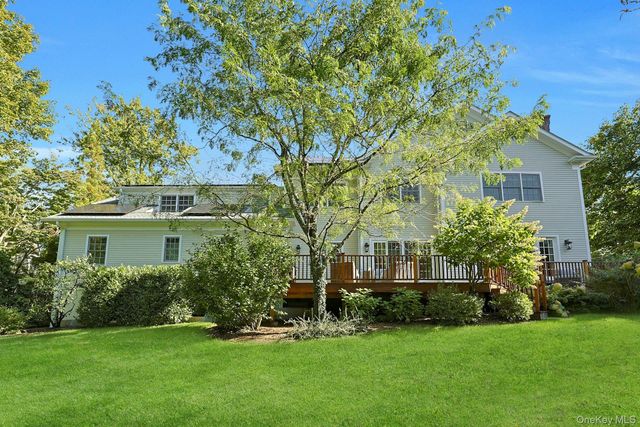 24 Fairview Road, Scarsdale, NY 10583