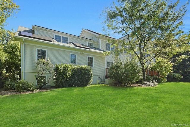 24 Fairview Road, Scarsdale, NY 10583