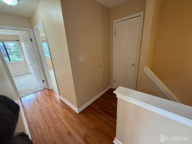 1302 Edison Glen Terrace, Edison, NJ 08837