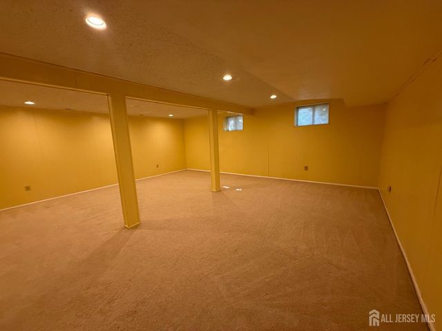 1302 Edison Glen Terrace, Edison, NJ 08837