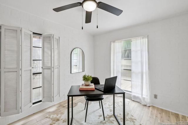 116 College, Alamo Heights, TX 78209