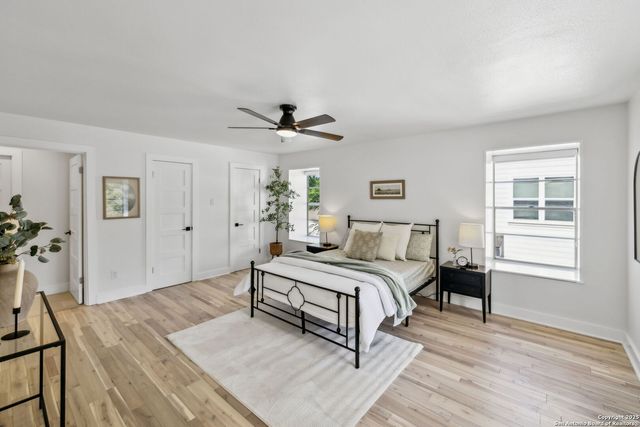 116 College, Alamo Heights, TX 78209