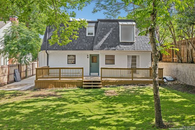 116 College, Alamo Heights, TX 78209