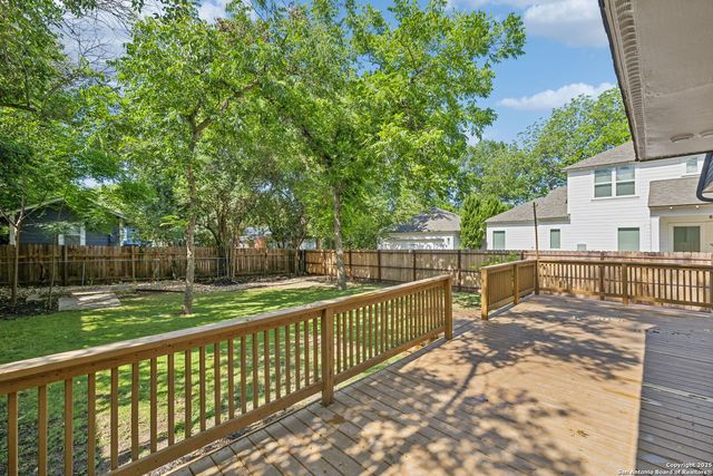 116 College, Alamo Heights, TX 78209