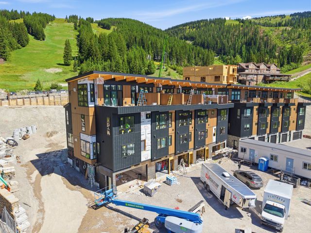 3900 Big Mountain Road B103, Whitefish, MT 59937