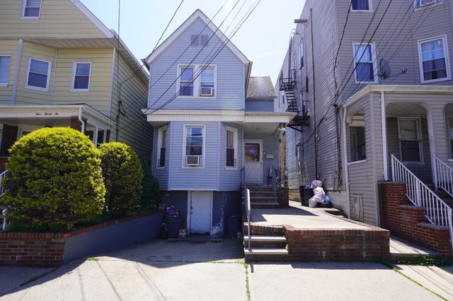 430 AVENUE E, Bayonne, NJ 07002