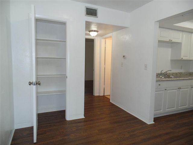 1260 70TH STREET N 3, St Petersburg, FL 33710