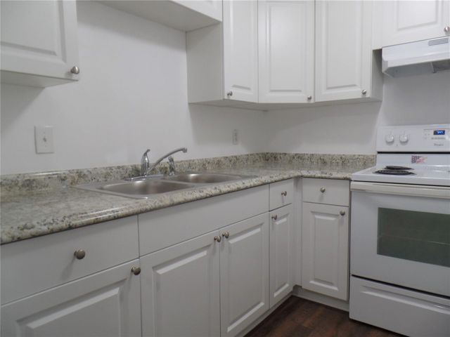 1260 70TH STREET N 3, St Petersburg, FL 33710