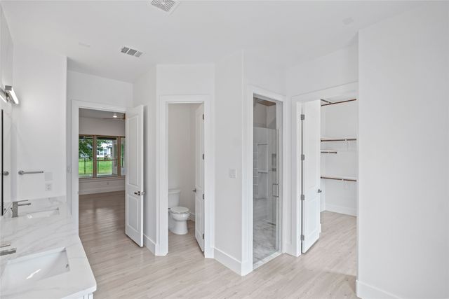 7611 Awadi Court, Arlington, TX 76001