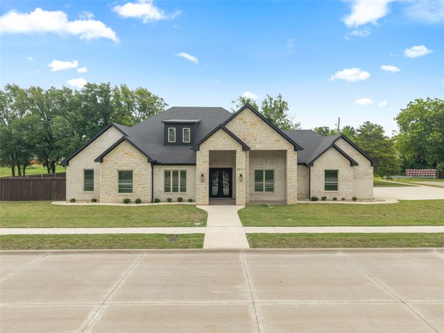 7611 Awadi Court, Arlington, TX 76001