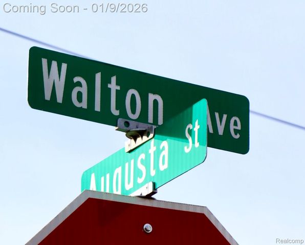 3915 Augusta Street, Flint, MI 48532