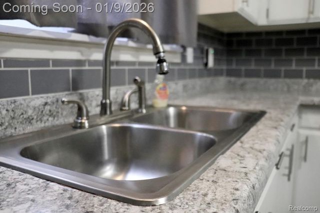 3915 Augusta Street, Flint, MI 48532