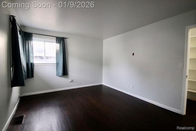 3915 Augusta Street, Flint, MI 48532