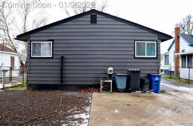 3915 Augusta Street, Flint, MI 48532