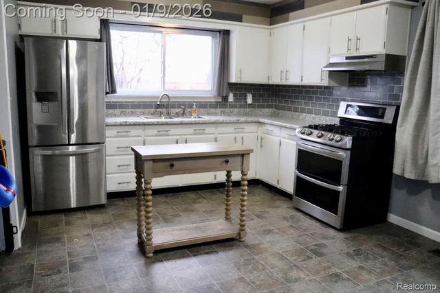 3915 Augusta Street, Flint, MI 48532