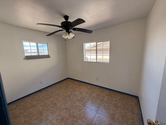 3128 S Ivy Ln, Yuma, AZ 85364