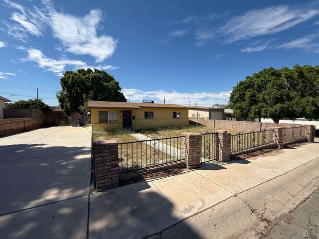 3128 S Ivy Ln, Yuma, AZ 85364