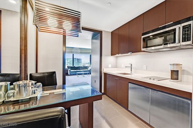 2600 West Harmon Avenue 22039, Las Vegas, NV 89158