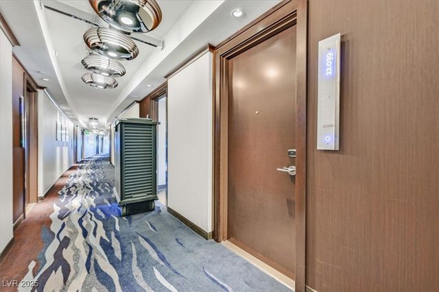 2600 West Harmon Avenue 22039, Las Vegas, NV 89158