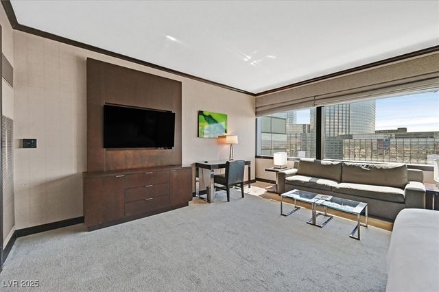 2600 West Harmon Avenue 22039, Las Vegas, NV 89158