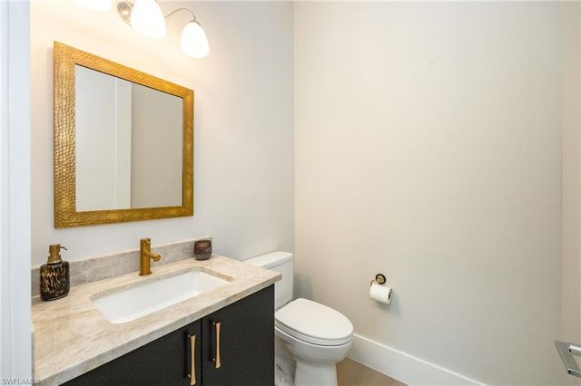 9679 Moonflower CT, Naples, FL 34114