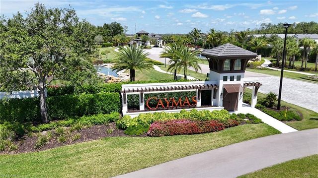 9679 Moonflower CT, Naples, FL 34114