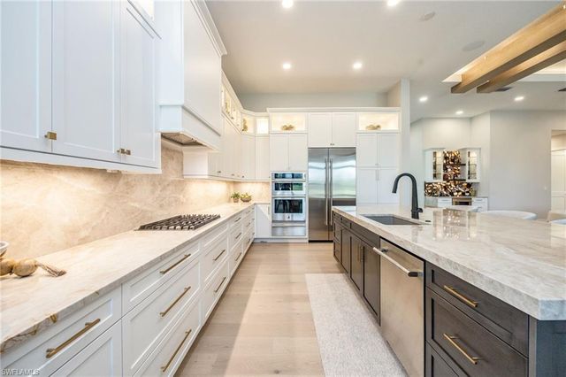9679 Moonflower CT, Naples, FL 34114
