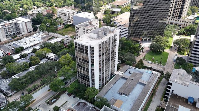 5001 Woodway Drive 705, Houston, TX 77056