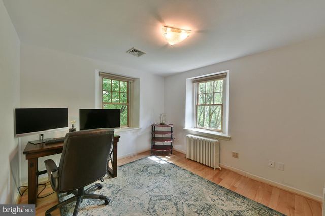 495 BYBERRY RD, Huntingdon Valley, PA 19006