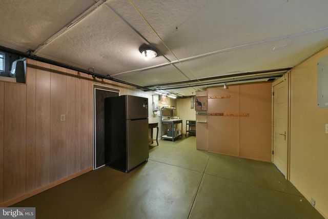 495 BYBERRY RD, Huntingdon Valley, PA 19006