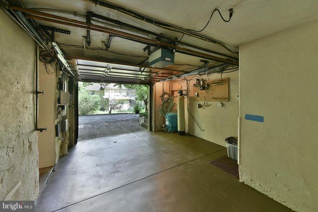 495 BYBERRY RD, Huntingdon Valley, PA 19006