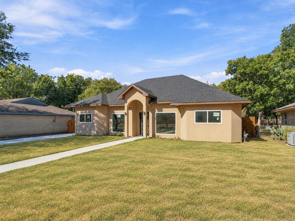 507 Staffordshire Drive, Irving, TX 75061 — photo 2