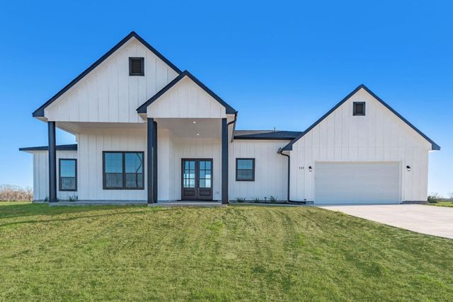 519 Chuckwagon Trail, Angleton, TX 77515