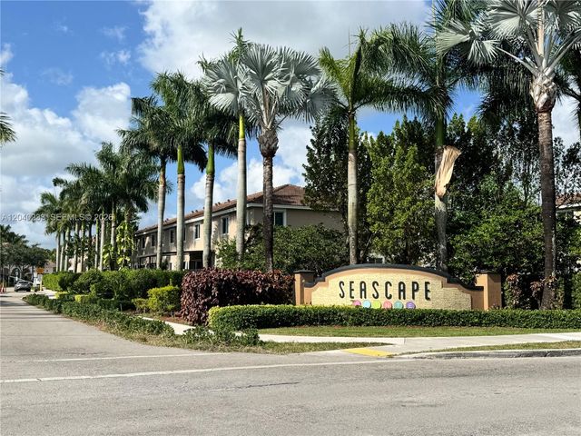 1019 SE 24th Terrace, Homestead, FL 33035