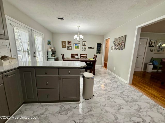 117 Lewis Street, Richland, MS 39218