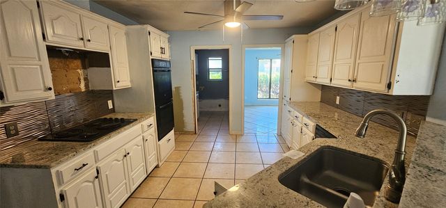 2550 Meadow lake Drive, Abilene, TX 79606